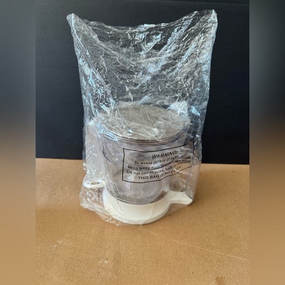 NIB Curtis Stone Pull Cord No Mess Rapid Sifter Measuring Cup Fine Mesh Flour - Picture 3 of 7